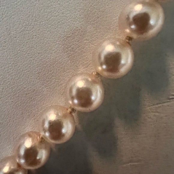 Vintage Glass Hand knotted Pearls - Picture 6 of 6